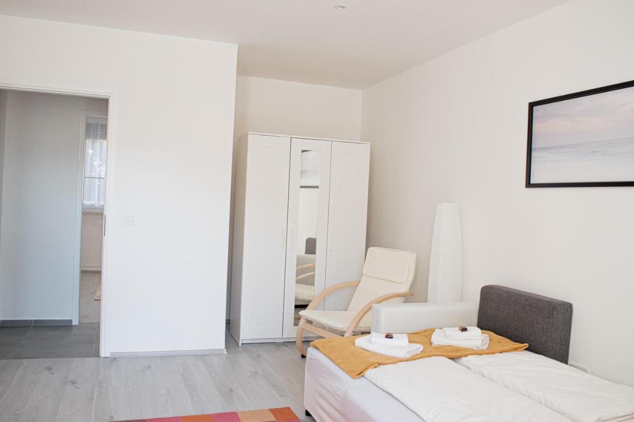 Fodormenta Residence Eger Buitenkant foto